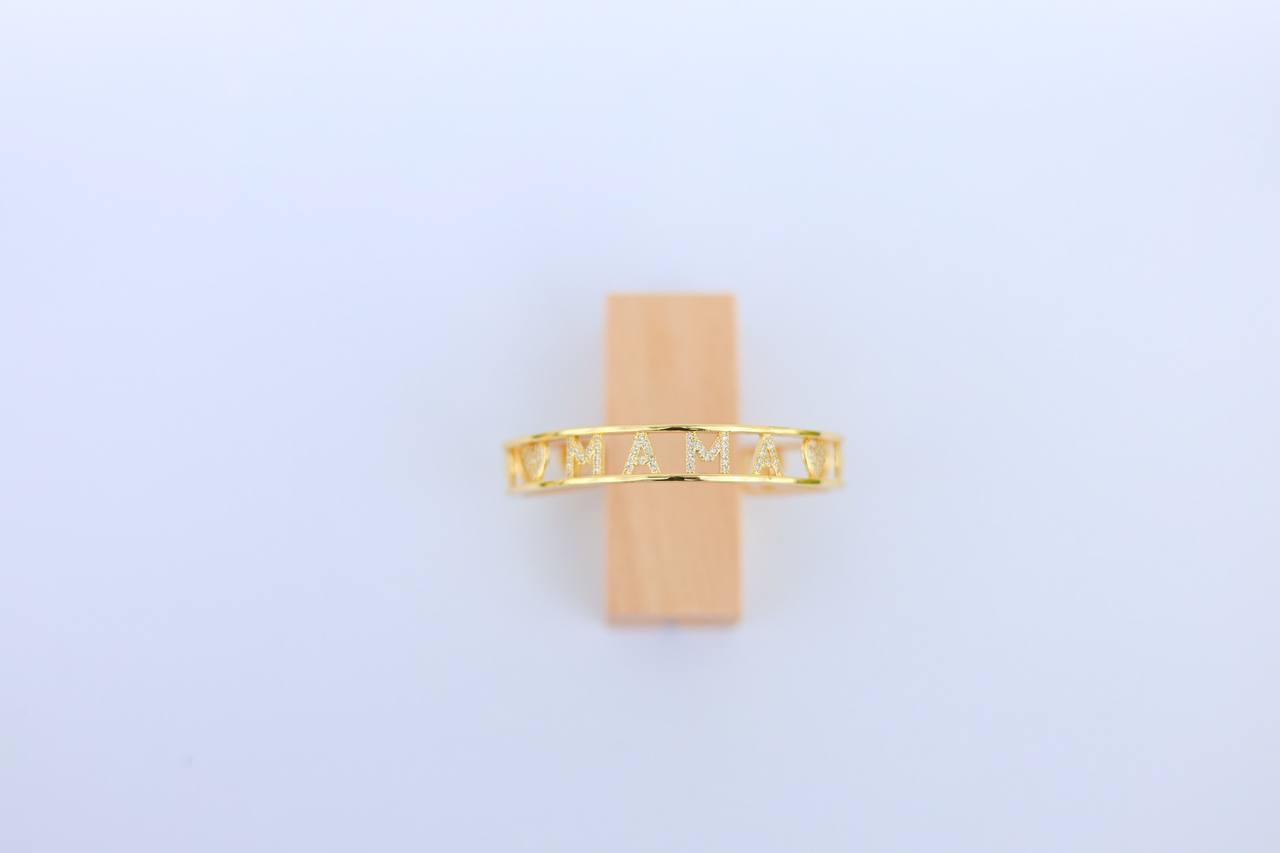 Mamá Gold  Bangle